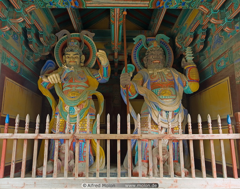 01 Wooden statues of gods