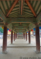 10 Pathway to the Taeungjon hall