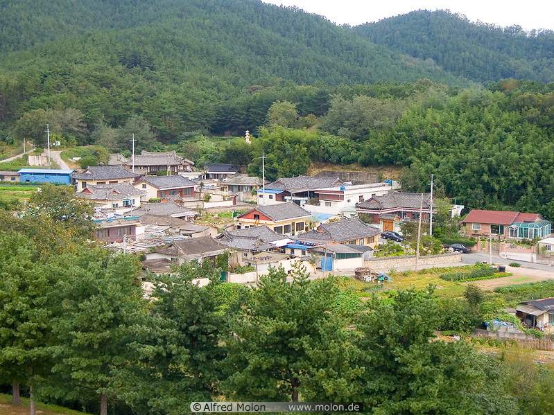 10 Traditional Korean village houses