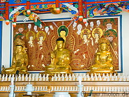 08 Altar with Buddha statues