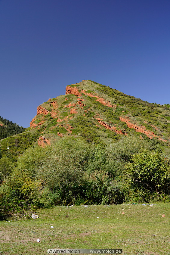 04 Red sandstone hill