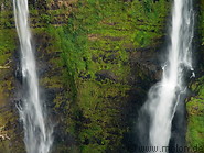 06 Twin waterfalls close-up