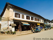 18 Building on Sisavangvong road