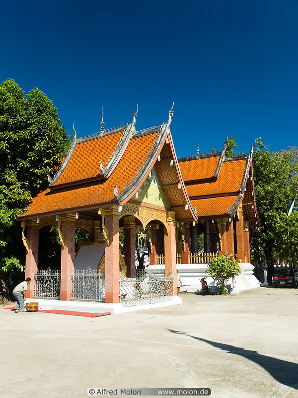 15 Pavilions in Wat Sensoukharam