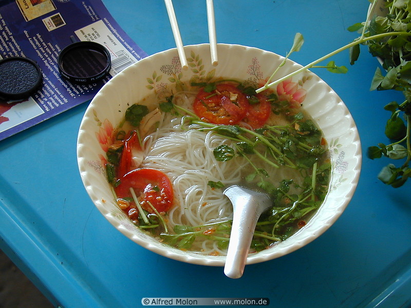 28 Lao noodle soup