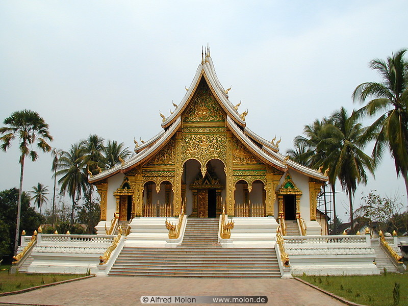 54 Wat Ho Prabang