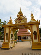 10 Wat That Luang Tai gate