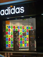 16 Adidas shop