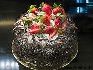 19 Chocolate strawberry cake