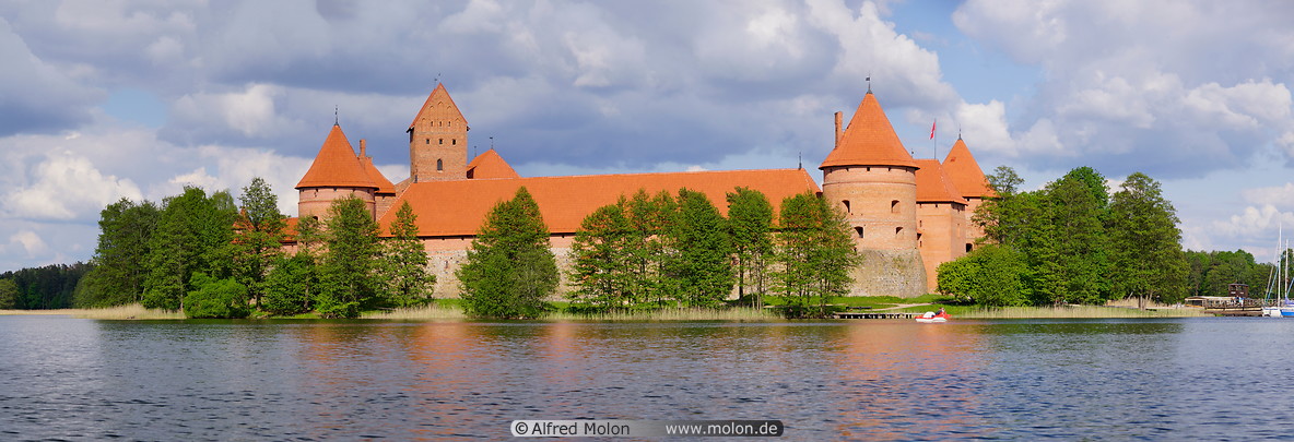 07 Trakai castle