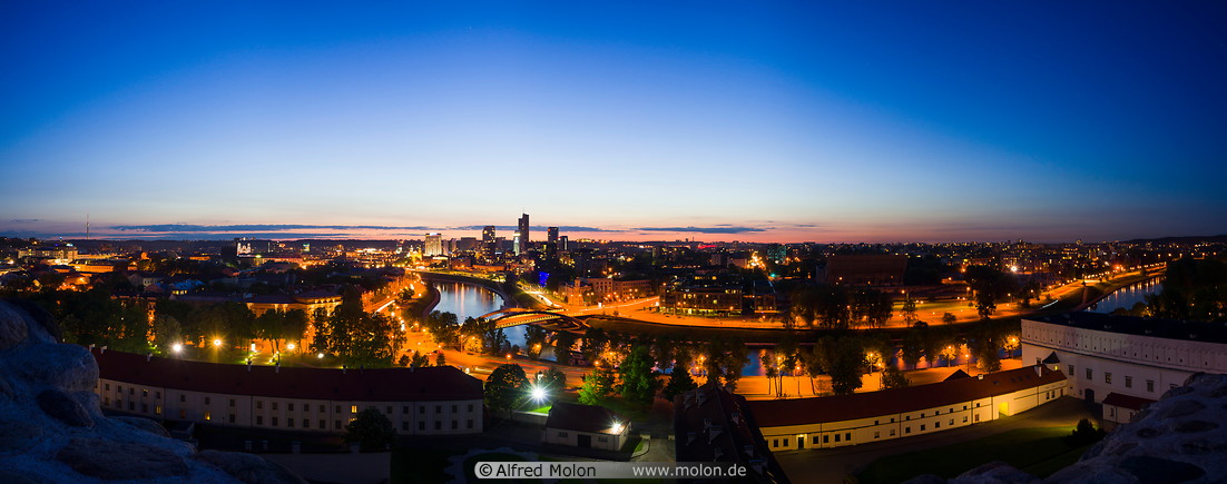 05 Modern Vilnius at night
