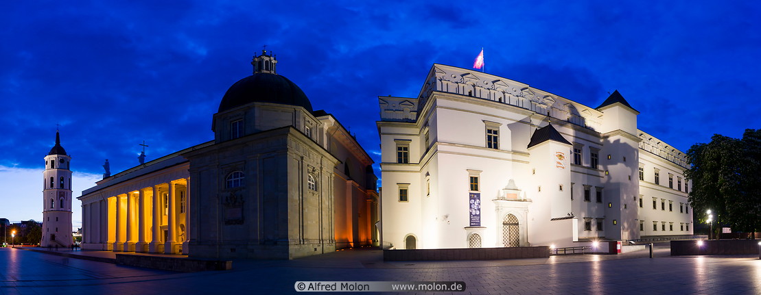 15 Vilnius cathedral and Palace of the Grand Dukes of Lithuania