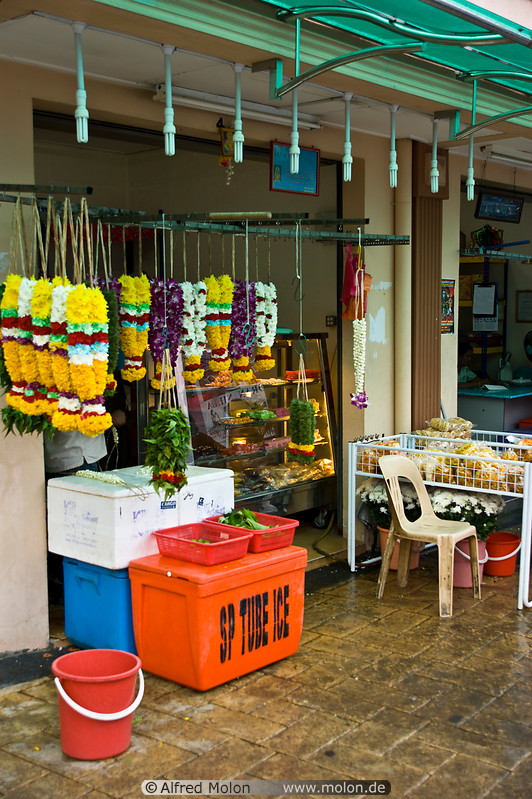 01 Hindu gift and flower shop