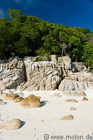 09 Beach with rock formations