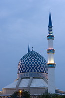 11 Shah Alam mosque at dusk