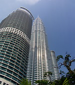 03 Petronas towers