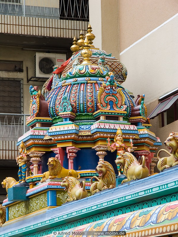 22 Roof detail decorated with statues of Hindu gods
