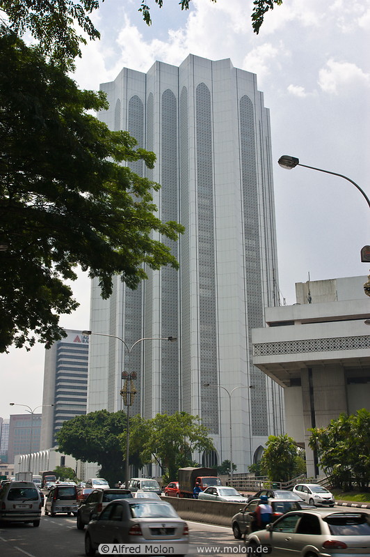13 Dayabumi complex tower
