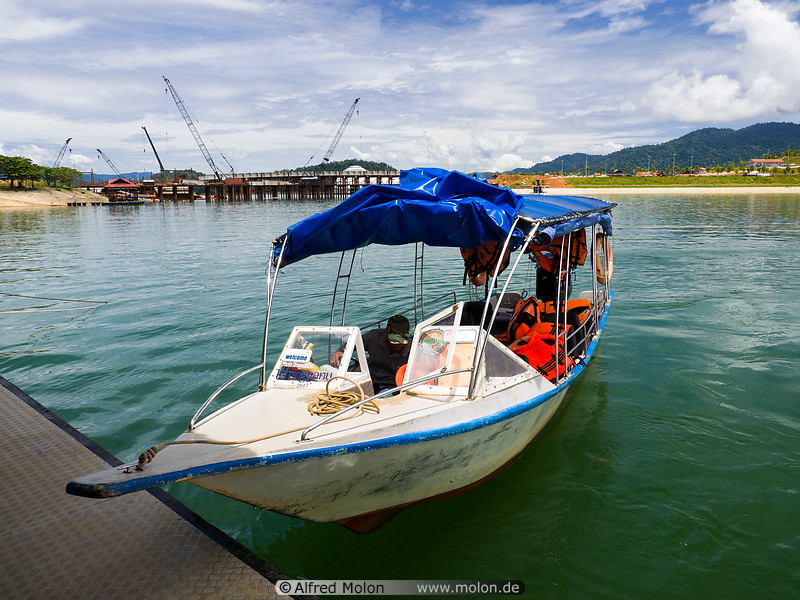12 Tourist boat