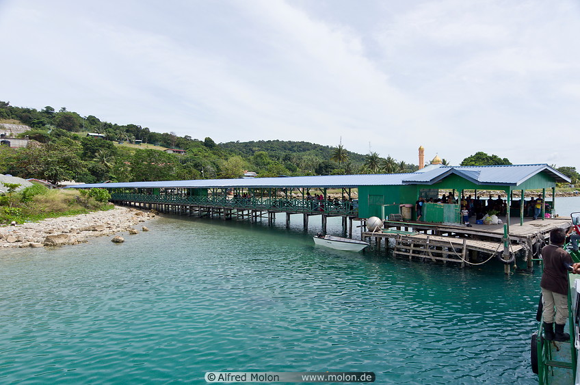 13 The pier in Karakit