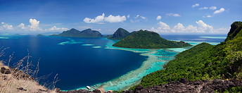 03 Panoramic view with Bodgaya island