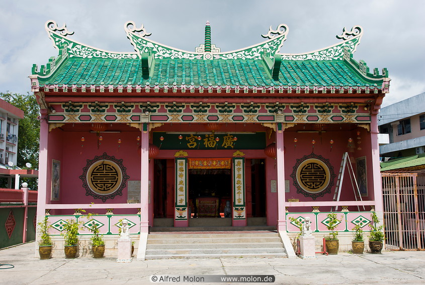 06 Chinese temple