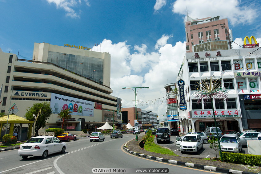 03 Sarawak Plaza shopping mall