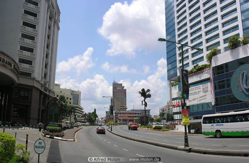 05 Tunku Abdul Rahman road