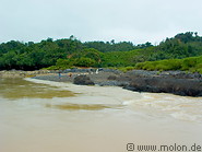 18 Rejang river bank