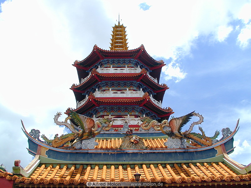 14 Tua Peh Kong Chinese temple