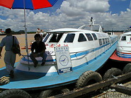 07 Speedboat on Rejang river