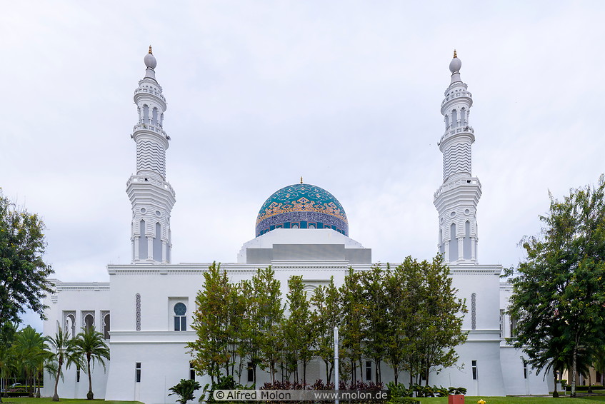43 Al-Bukhary mosque