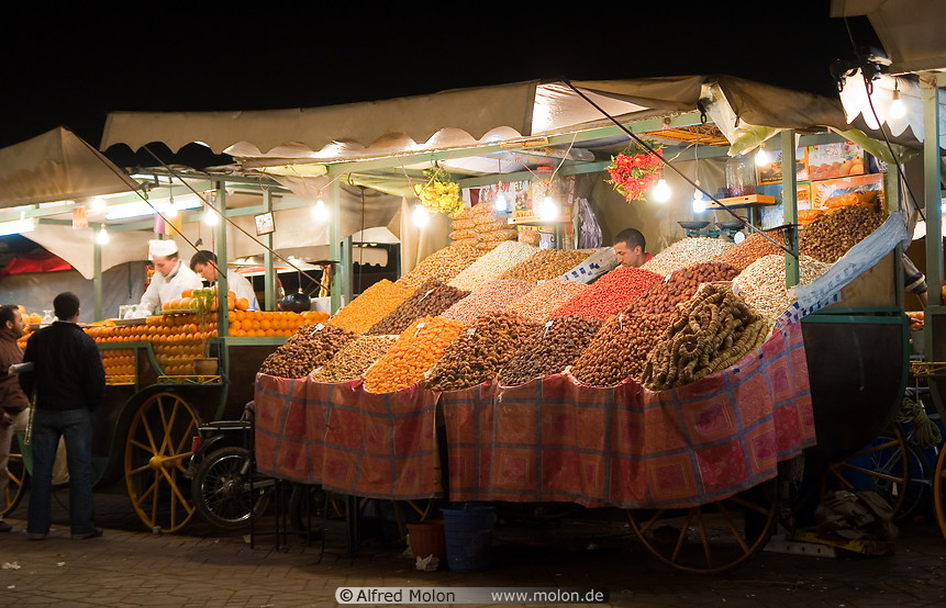 21 Dried fruits stalls at night