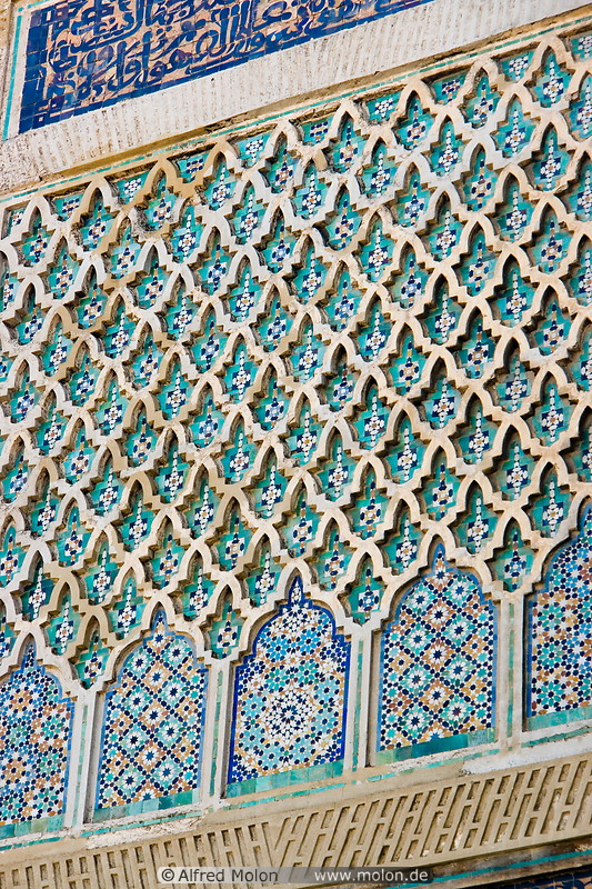 13 Wall decoration in Islamic pattern