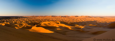 14 Erg Chebbi sand dunes at sunset