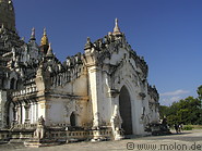 03 Ananda pagoda