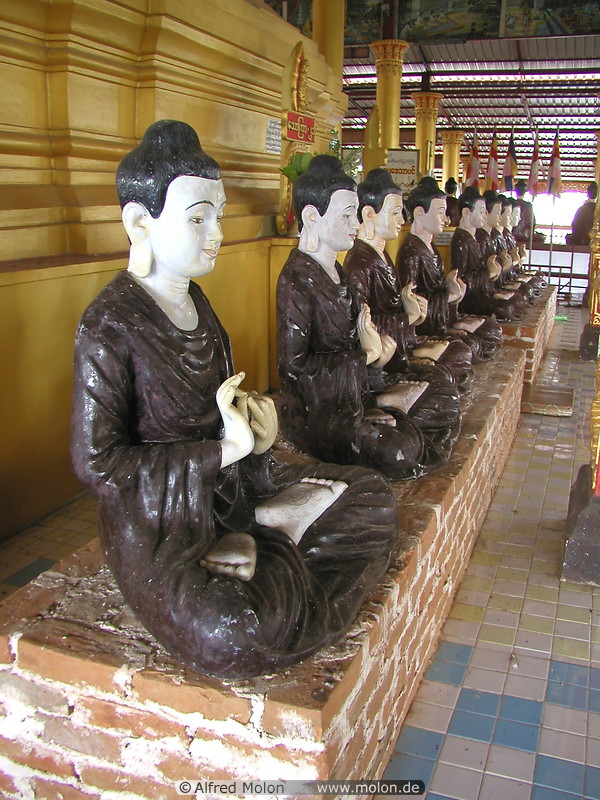 26 Buddha statues