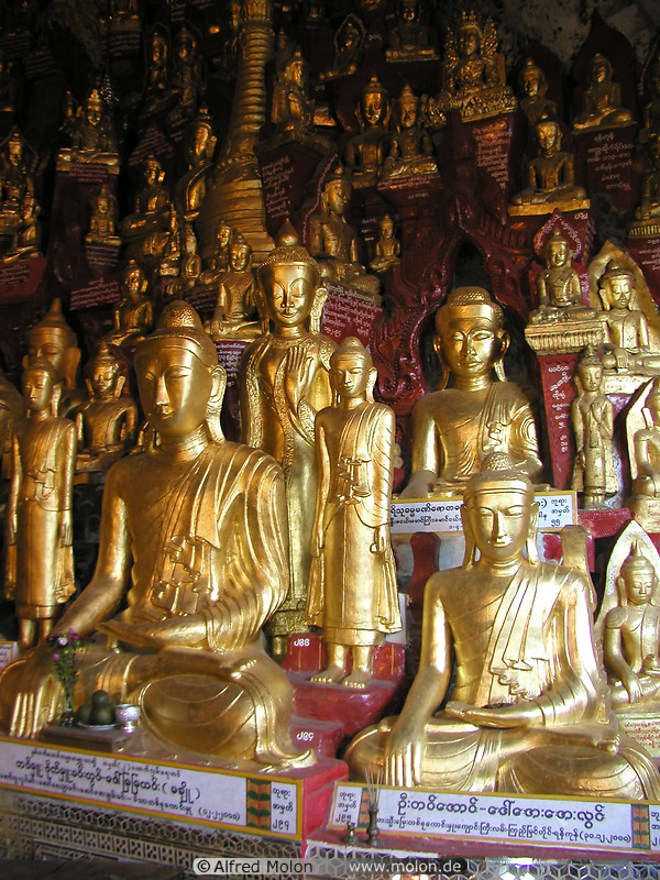 10 Buddha statues