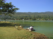 03 Pindaya lake