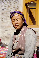 02 Young woman in Marpha