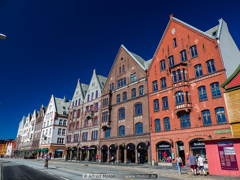 16 Hanseatic buildings of Bryggen