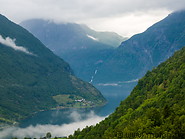 22 View towards Geiranger fjord