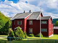 20 Red house in Geilo