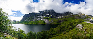 14 Stjerntinden and Storvatnet lake