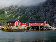 30 Rorbu fishing huts in Nusfjord
