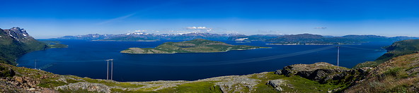 22 Kvaenangen fjord