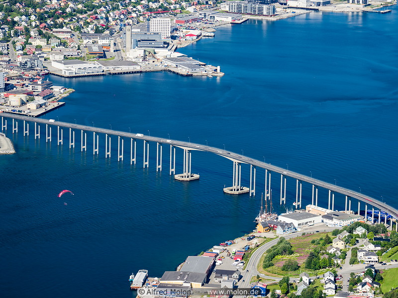 13 Tromsoe bridge