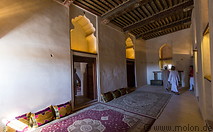 18 Hall with carpets
