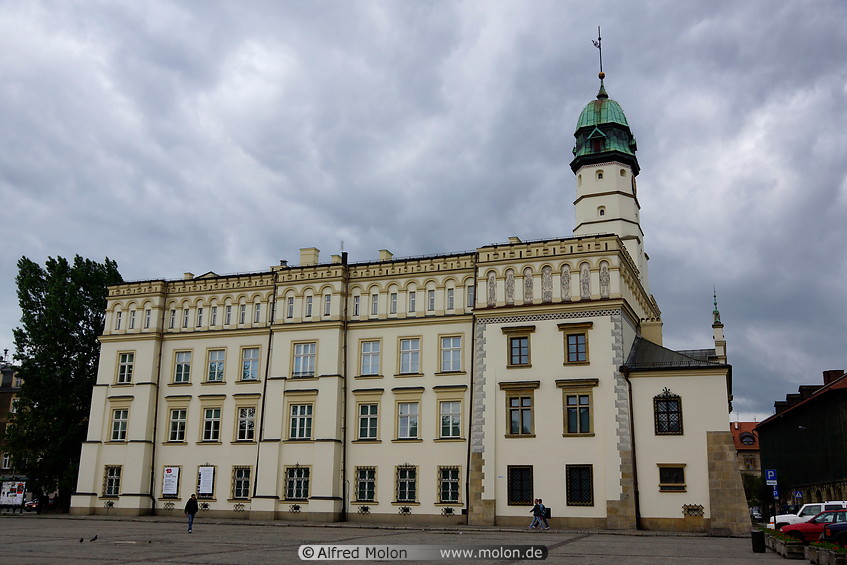 02 Kazimierz town hall