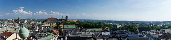 09 Krakow skyline with Wavel
